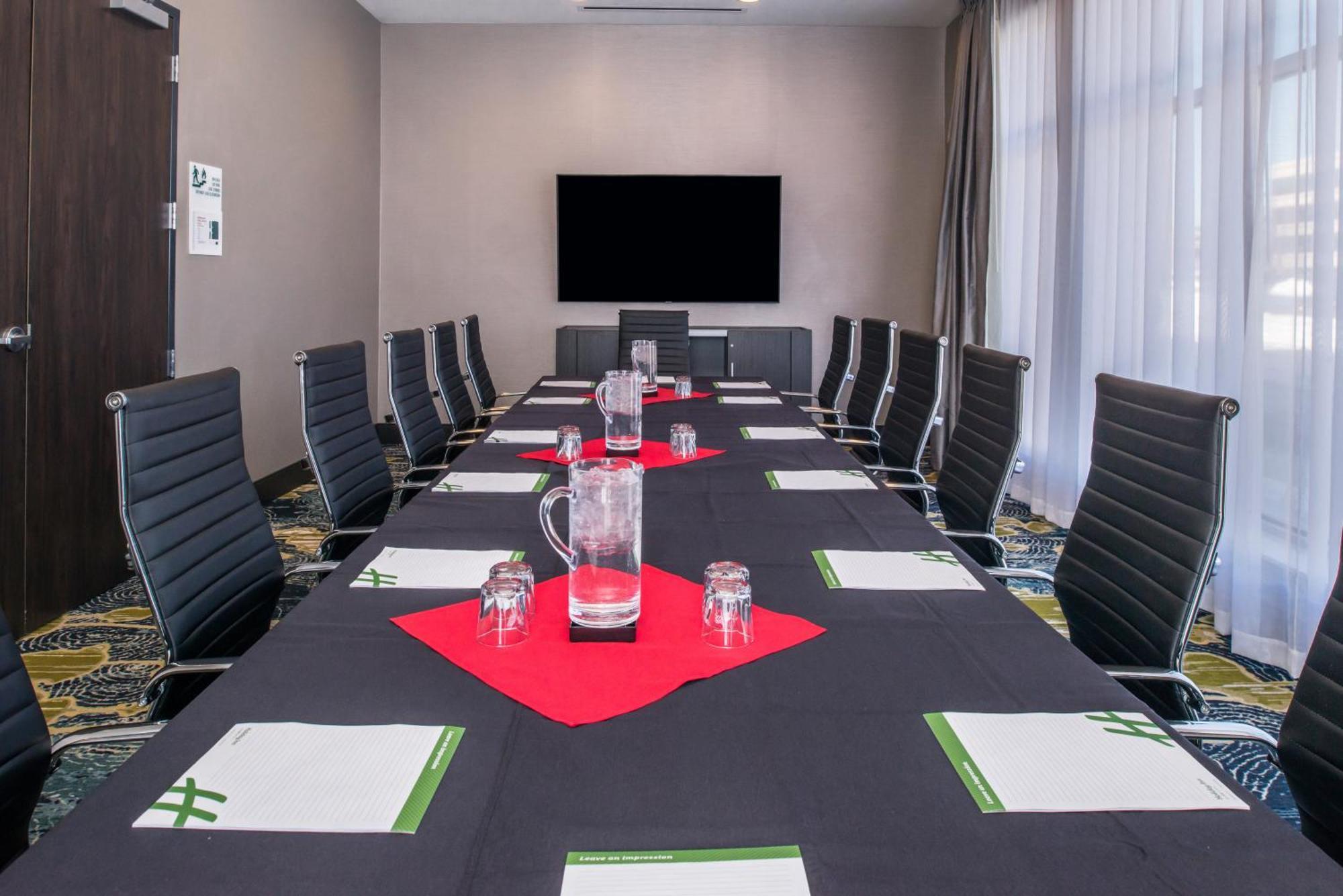 Holiday Inn Detroit Northwest - Livonia By Ihg Екстер'єр фото
