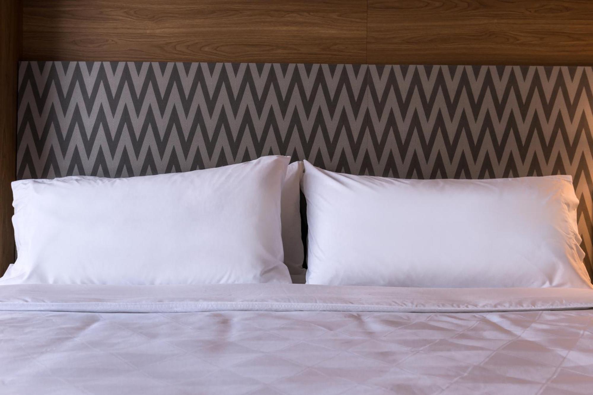 Holiday Inn Detroit Northwest - Livonia By Ihg Екстер'єр фото