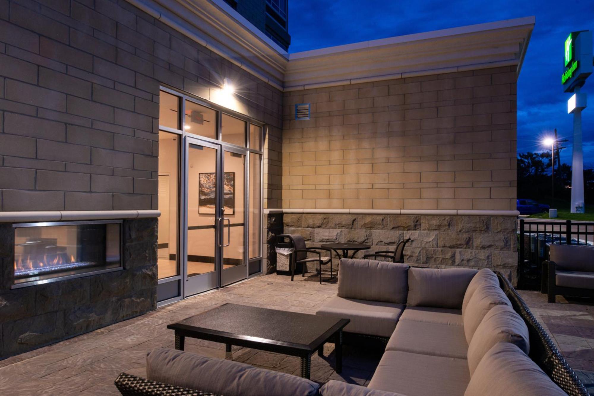 Holiday Inn Detroit Northwest - Livonia By Ihg Екстер'єр фото