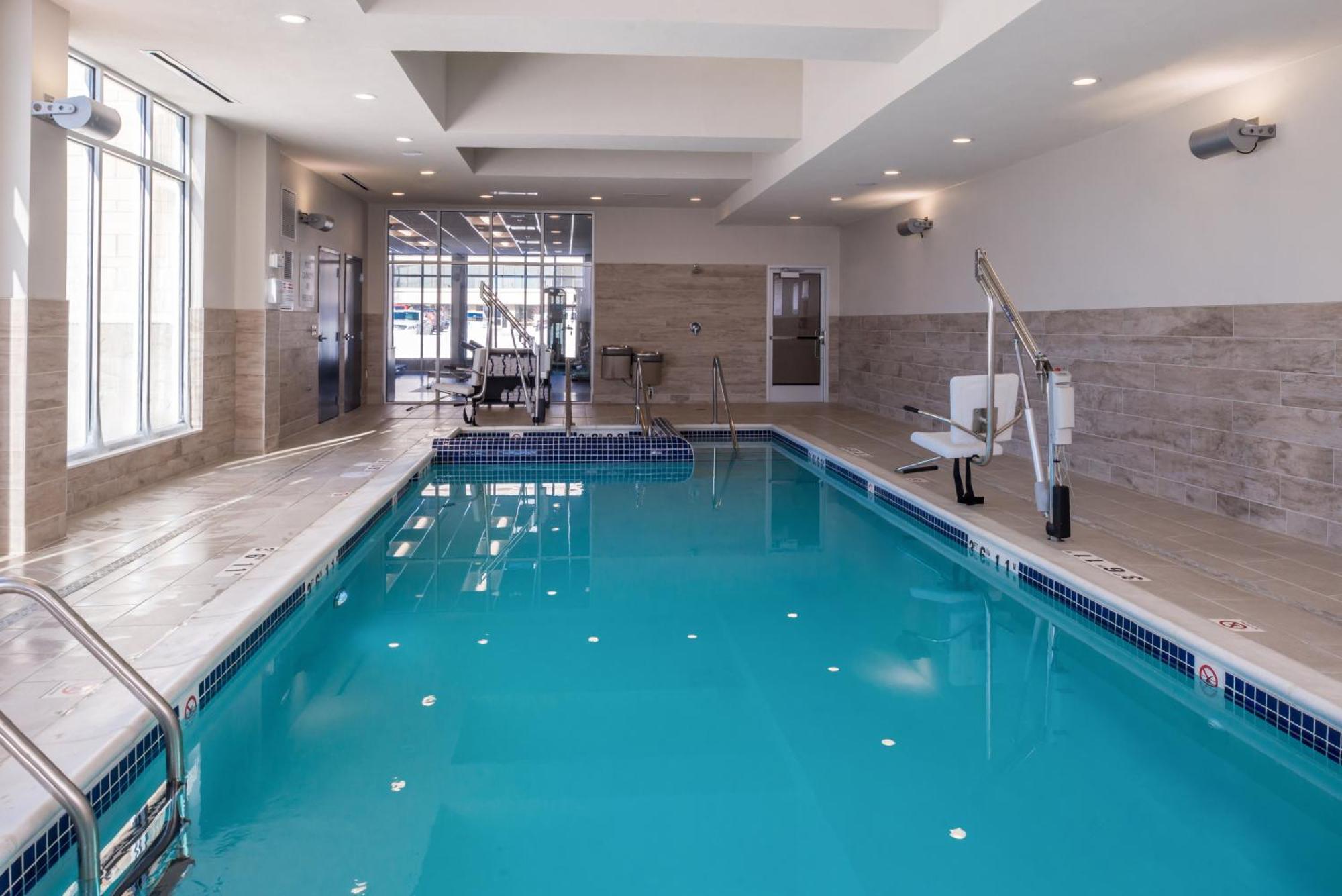 Holiday Inn Detroit Northwest - Livonia By Ihg Екстер'єр фото